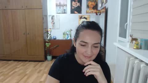 AlexisMillers online show from December 4, 7:58 pm