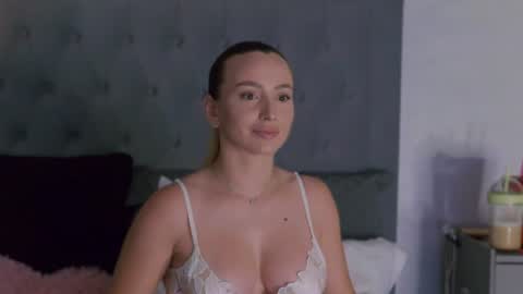 Alexis online show from July 12, 7:42 am