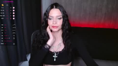 Alexa Bloom online show from October 30, 7:33 am