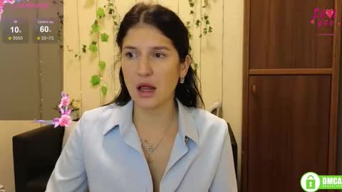Snapshot of alianna_solo_kiss chatting on October 20, 11:24 am Alianna online show from October 20, 11:24 am