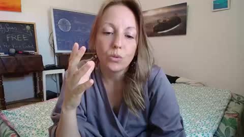 Alice online show from September 17, 8:56 am