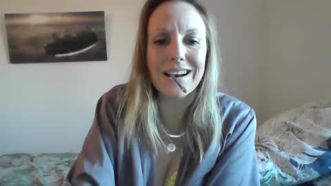 Alice online show from December 27, 3:27 pm