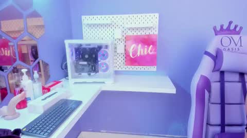 alice_26__ online show from February 6, 1:47 pm