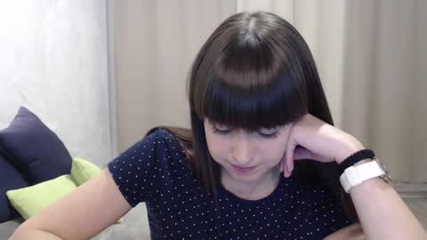 alice_59 online show from December 6, 10:05 am