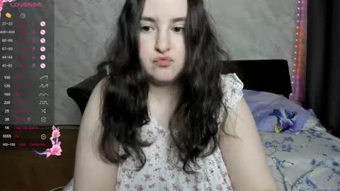 Alice online show from December 17, 6:56 pm