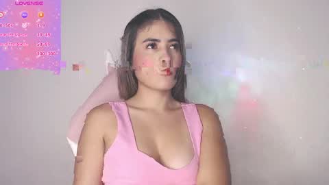 alice_cespedes online show from April 20, 10:24 pm