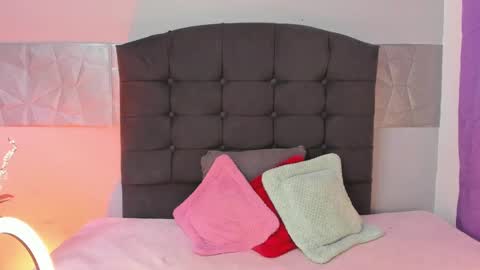  Alice Evans online show from February 13, 8:48 am