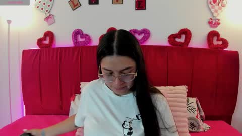 alice_summer1 online show from February 6, 7:50 pm