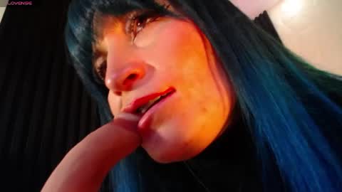 Alice online show from April 17, 9:50 pm