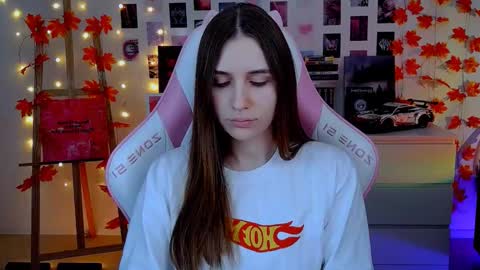 alicecharmy online show from November 8, 7:57 am