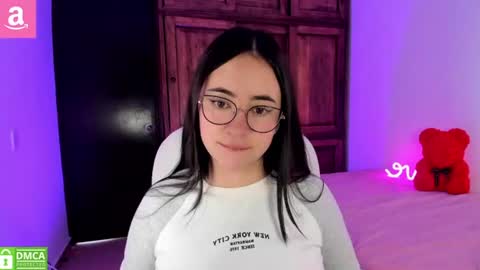 Aliceee  ..   97YP9VWGZHrefnav wishlist lists 1 online show from June 14, 5:02 pm