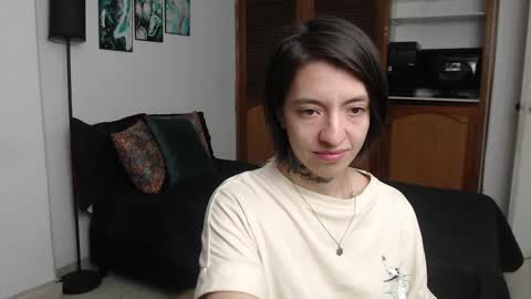 alicee_logan_ online show from January 18, 2:41 am