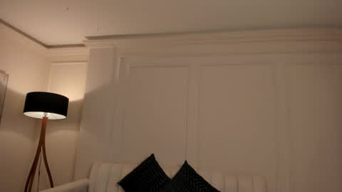 Alice online show from December 15, 5:40 pm