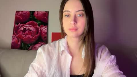 aliceinlustland online show from April 5, 7:13 pm