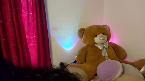 Alicekingdom online show from May 23, 9:57 pm