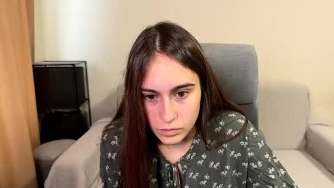 Snapshot of alicekollt chatting on October 21, 12:20 pm alicekollt online show from October 21, 12:20 pm