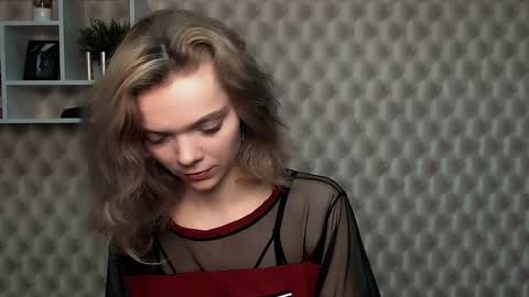 Alicemex  online show from February 21, 1:11 pm