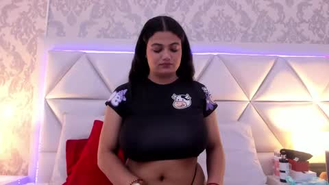 Alice Morelli  online show from April 19, 4:01 am