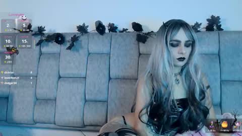 Snapshot of alicenoir_ chatting on October 7, 11:31 pm alicenoir_ online show from October 7, 11:31 pm