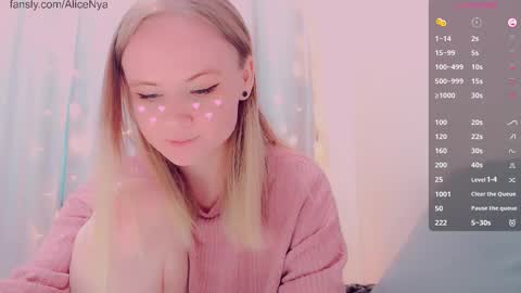 Alice online show from January 12, 7:35 am