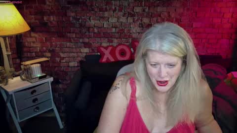 Alices Curiosity online show from February 13, 3:29 am