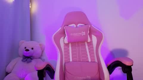 alice online show from November 28, 2:03 am