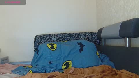 AliceWoolfy online show from September 21, 9:13 pm