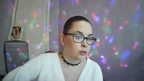 AlicexFresh online show from April 22, 11:51 am