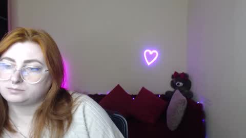 Alicia online show from February 13, 12:40 pm