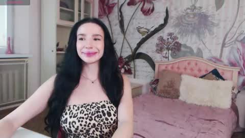 Veronica online show from October 6, 12:44 pm