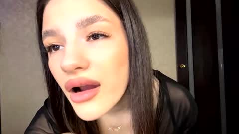 Niki online show from March 23, 3:29 pm