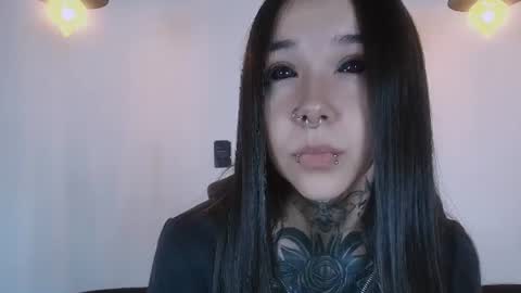    online show from June 23, 11:19 am