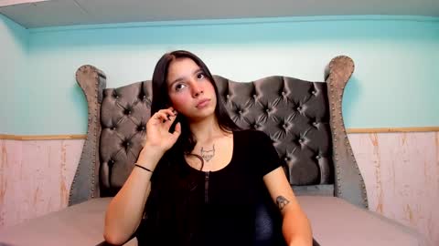 Snapshot of aliice_greco chatting on January 23, 5:42 pm Alice online show from January 23, 5:42 pm