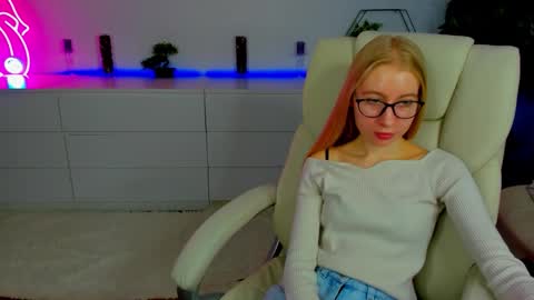 Alina online show from October 20, 6:27 am