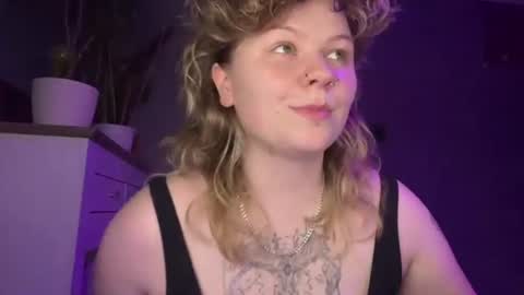 Alina online show from June 25, 6:09 pm