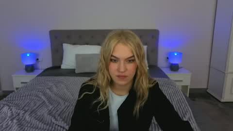 Alina online show from April 25, 7:22 pm