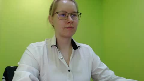 alinasei online show from May 5, 1:14 pm