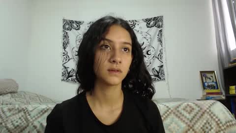 Snapshot of alinawoolf_ chatting on December 30, 6:05 pm  Ali  online show from December 30, 6:05 pm