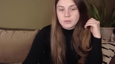 alisaxxxshy online show from December 21, 9:41 pm