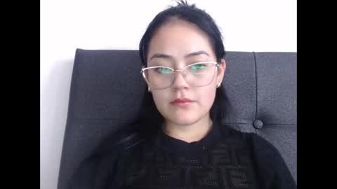 alisha_9997 online show from October 19, 8:22 pm