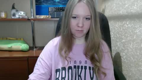 alisha_xi online show from January 11, 7:41 pm