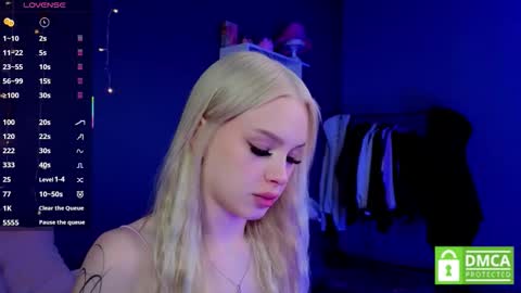 Alisha online show from March 27, 3:35 pm