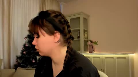 Alisia online show from January 15, 8:53 am