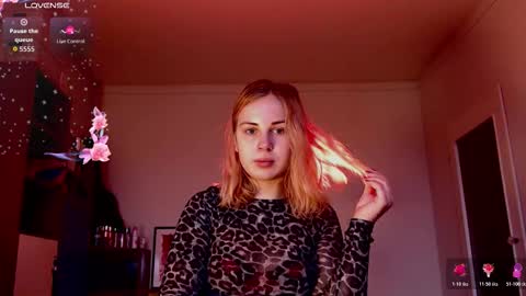 Alisa online show from December 3, 9:22 am