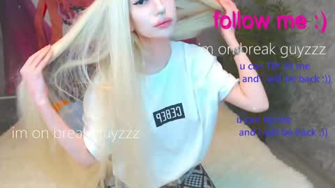 Alison online show from April 25, 9:45 pm