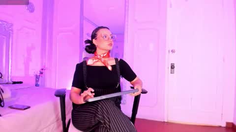 Alison Fishert online show from January 15, 12:22 pm