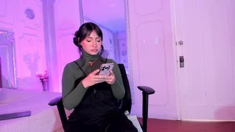 Alison Fishert online show from October 1, 12:54 pm