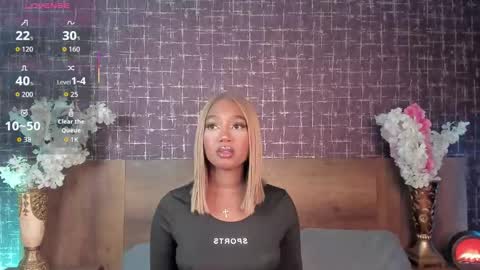 Alison Moon  online show from November 28, 9:07 pm