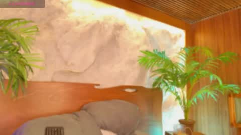 Alison Moon  online show from April 21, 1:42 am