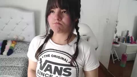 alissa_morrison online show from April 21, 7:10 pm